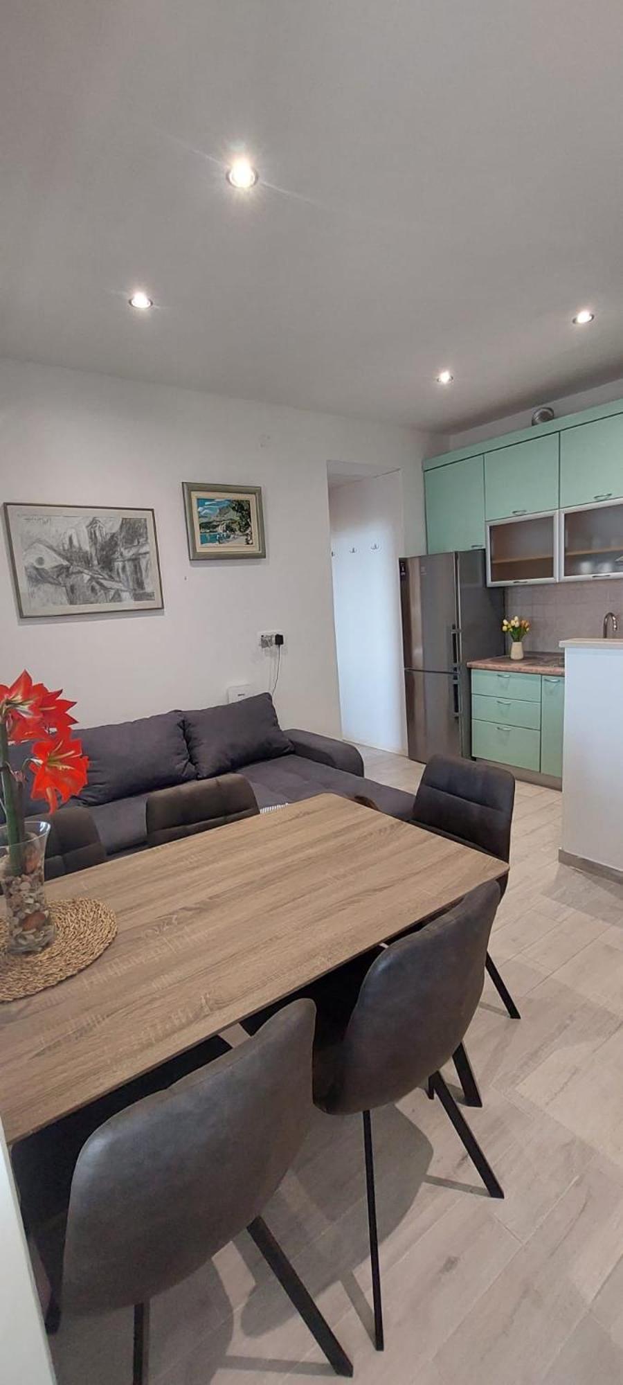 Apartment Toncica Omiš Eksteriør bilde