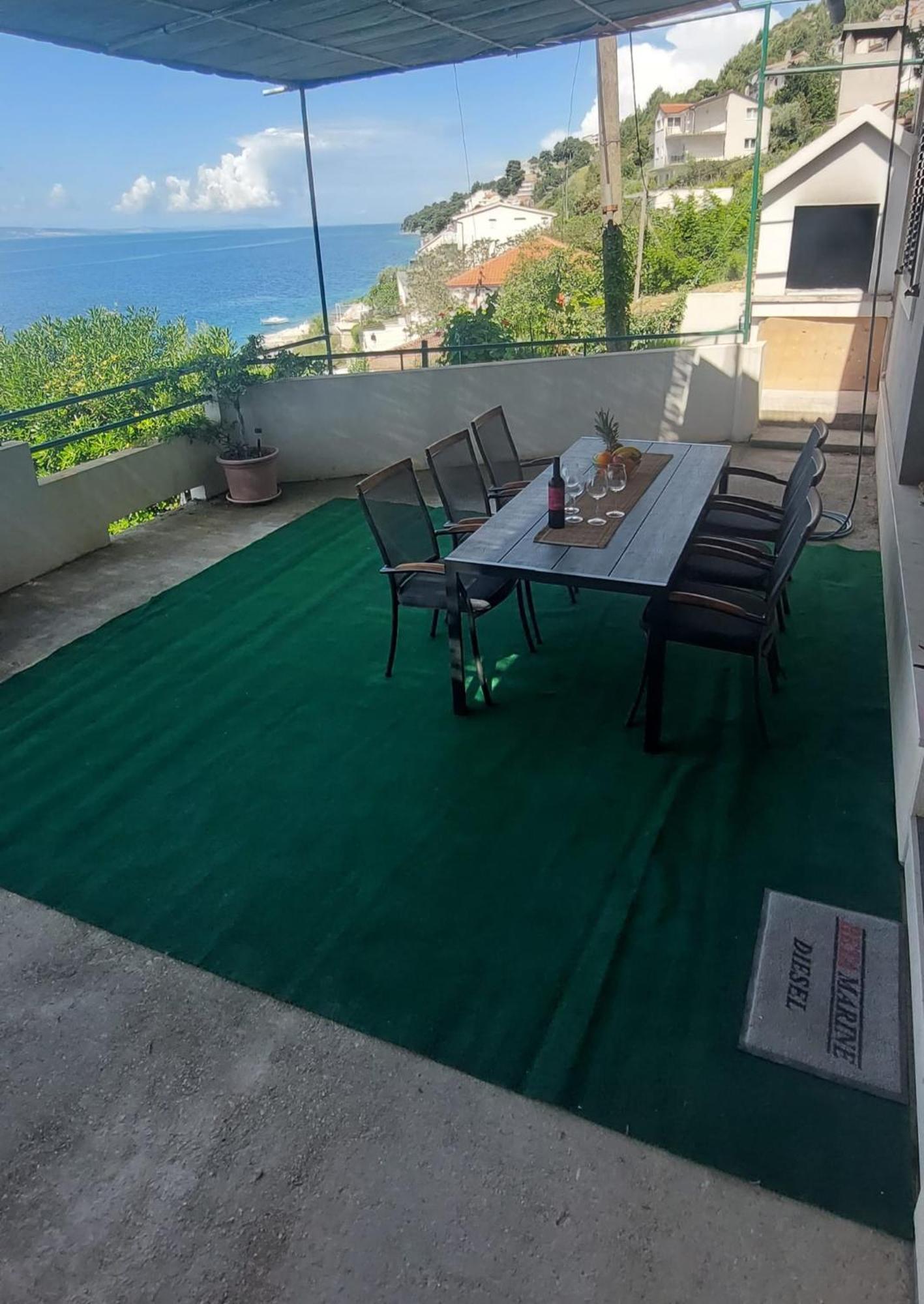 Apartment Toncica Omiš Eksteriør bilde